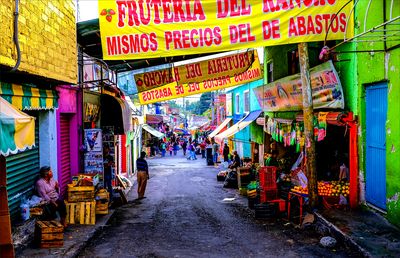Market Street, Mexico Download Jigsaw Puzzle
