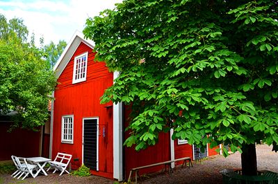 Red House Download Jigsaw Puzzle
