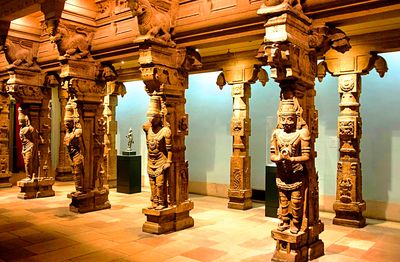 Carved Figures Download Jigsaw Puzzle