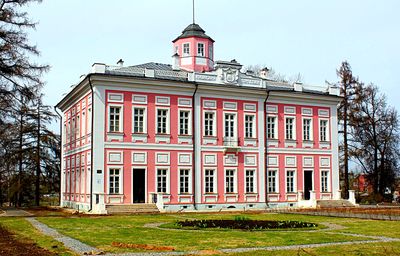 Neoclassical Building Download Jigsaw Puzzle