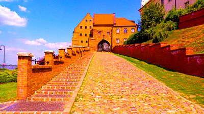Palace, Poland Download Jigsaw Puzzle