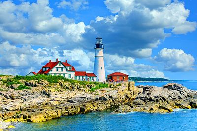 Lighthouse, Maine Download Jigsaw Puzzle