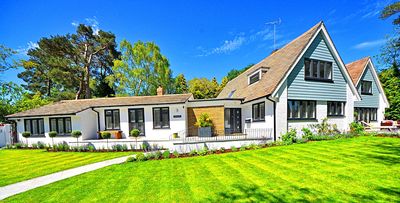 New England Style Home Download Jigsaw Puzzle