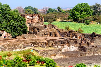 Stone Palace Ruins Download Jigsaw Puzzle