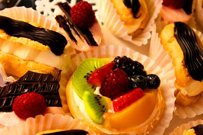 Assorted Pastry Display Download Jigsaw Puzzle