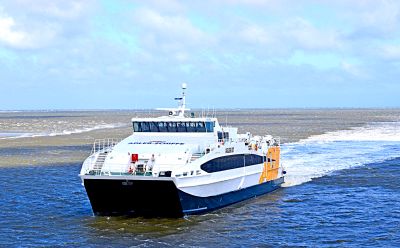 Boat Download Jigsaw Puzzle