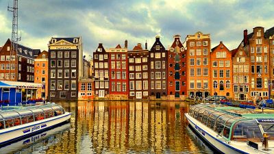 Tour Boats, Amsterdam Download Jigsaw Puzzle